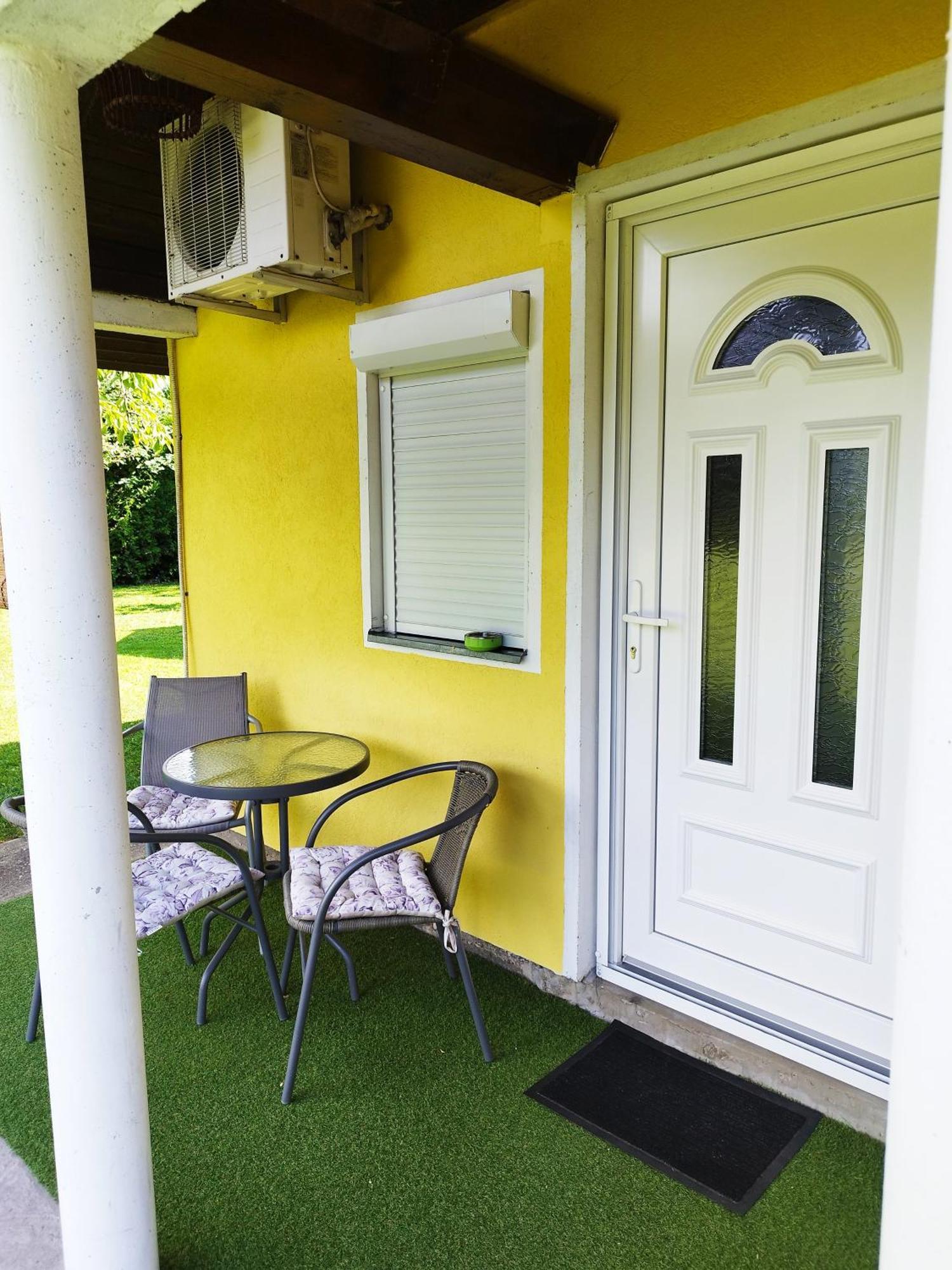 Soba Milica Hotel Palić Eksteriør billede